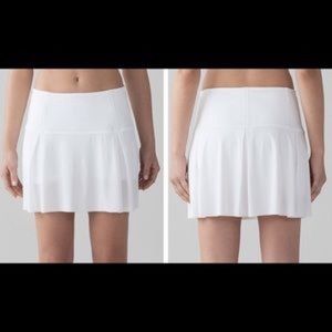 Lululemon Lost In Pace Skirt NWOT